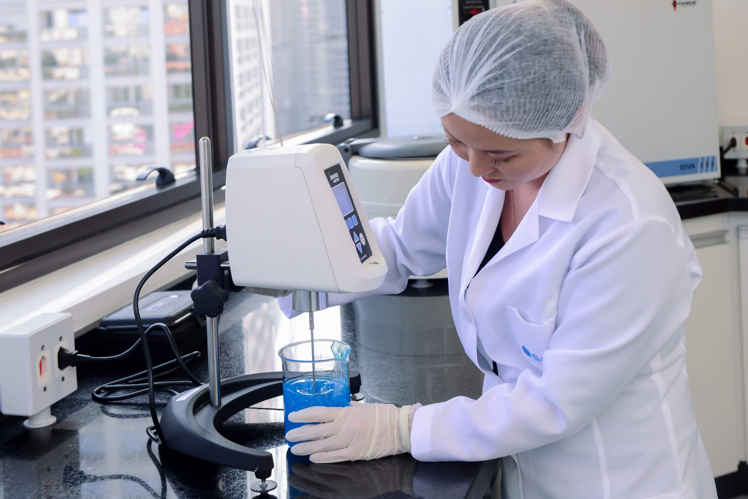 lab person doing lab thing