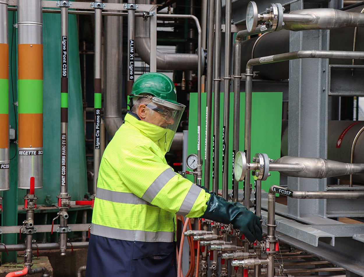Safic-Alcan enters a new partnership with DRT to distribute terpene resins, rosin-derived resins, water-based dispersions, and bio-based solutions across Italy.